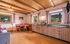 Ferienwohnung Stockrose Nusserhof